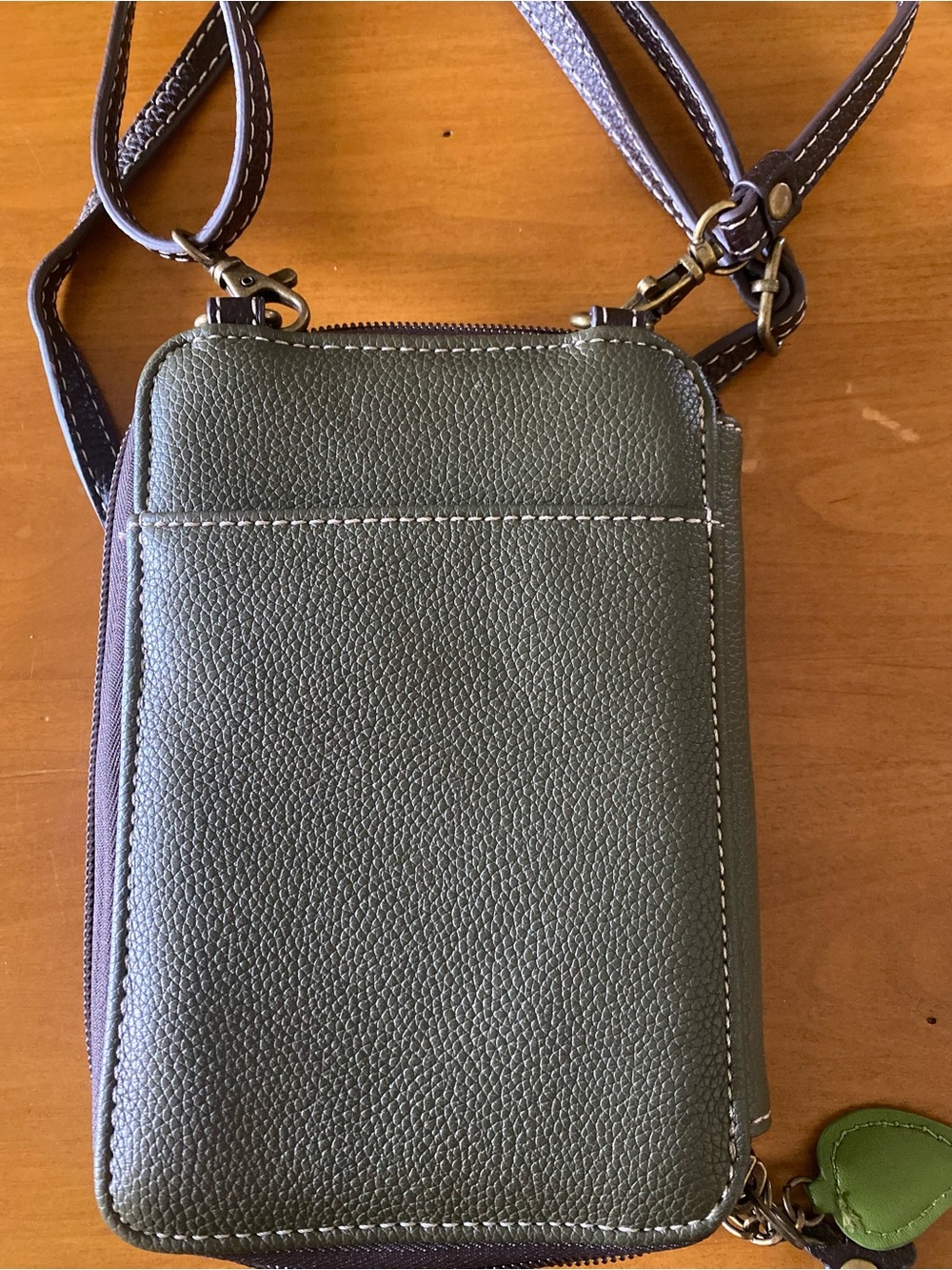 Chala green Leaf Charm Crossbody Wallet - Picture 5 of 7